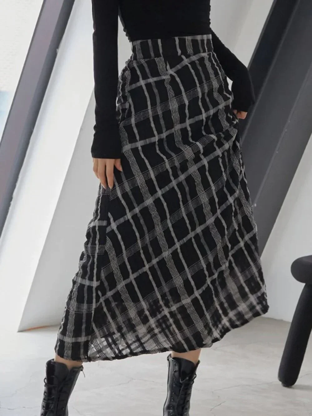Lewkin Checked Pattern Maxi Flare Skirt - Picture 1 of 4
